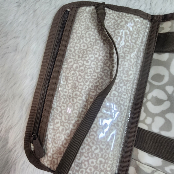 Thirty-one Pocketed Organizer - Picture 10 of 14